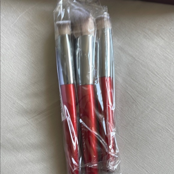 MAANGE 3pc Premium Red Makeup Brush Set - Picture 8 of 8